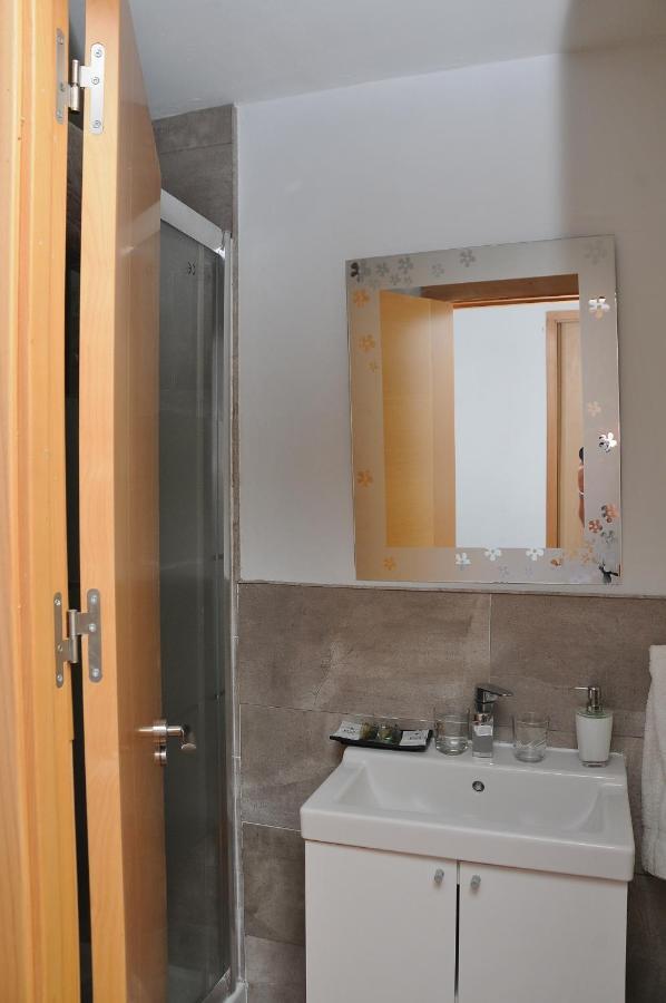 Alba1924 Bed & Breakfast Madrid Dış mekan fotoğraf